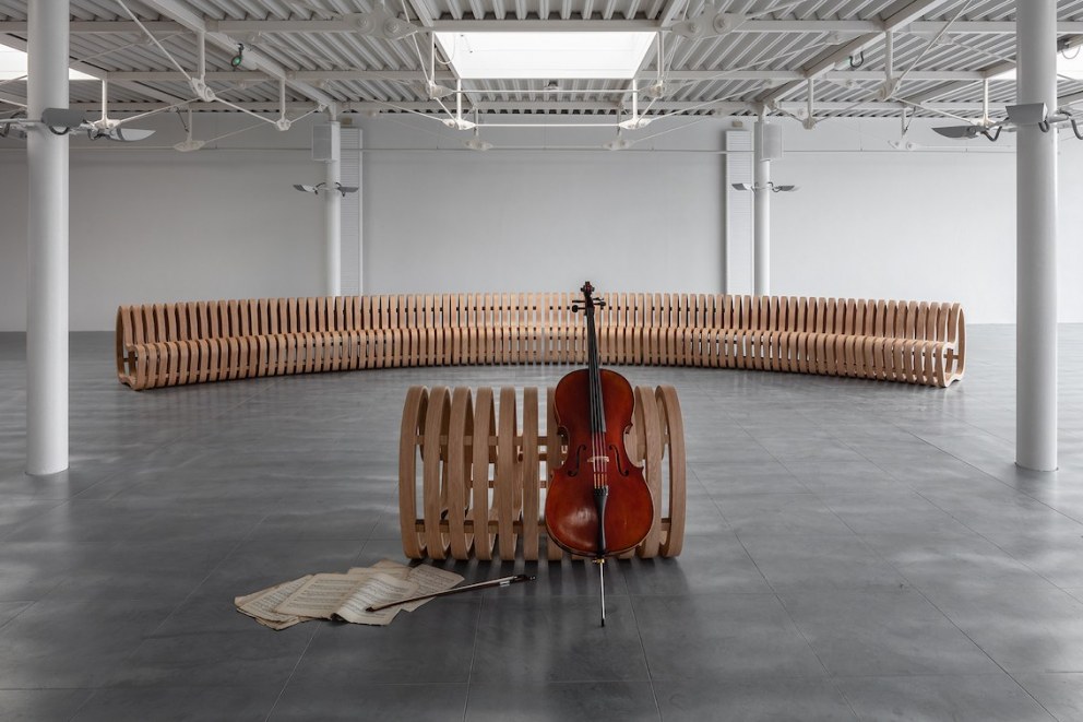 CURVE BENCH  | CURVE BENCH - Cello | Interior Designers